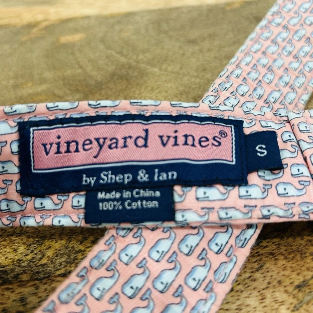 Vineyard Vines Men's Pink Blue Whale Cotton Belt Size Small D-ring 36
